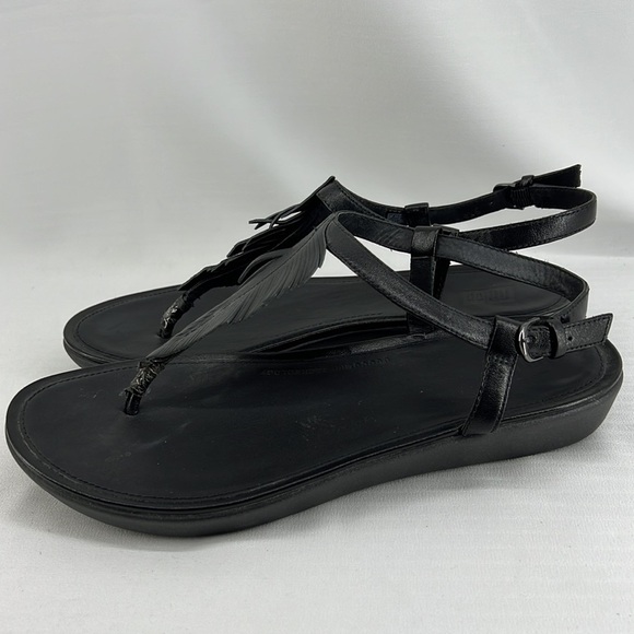 ๐2/$25 ๐ Fit Flop Tia Feather Back Strap Sandals in Black - Picture 4 of 7